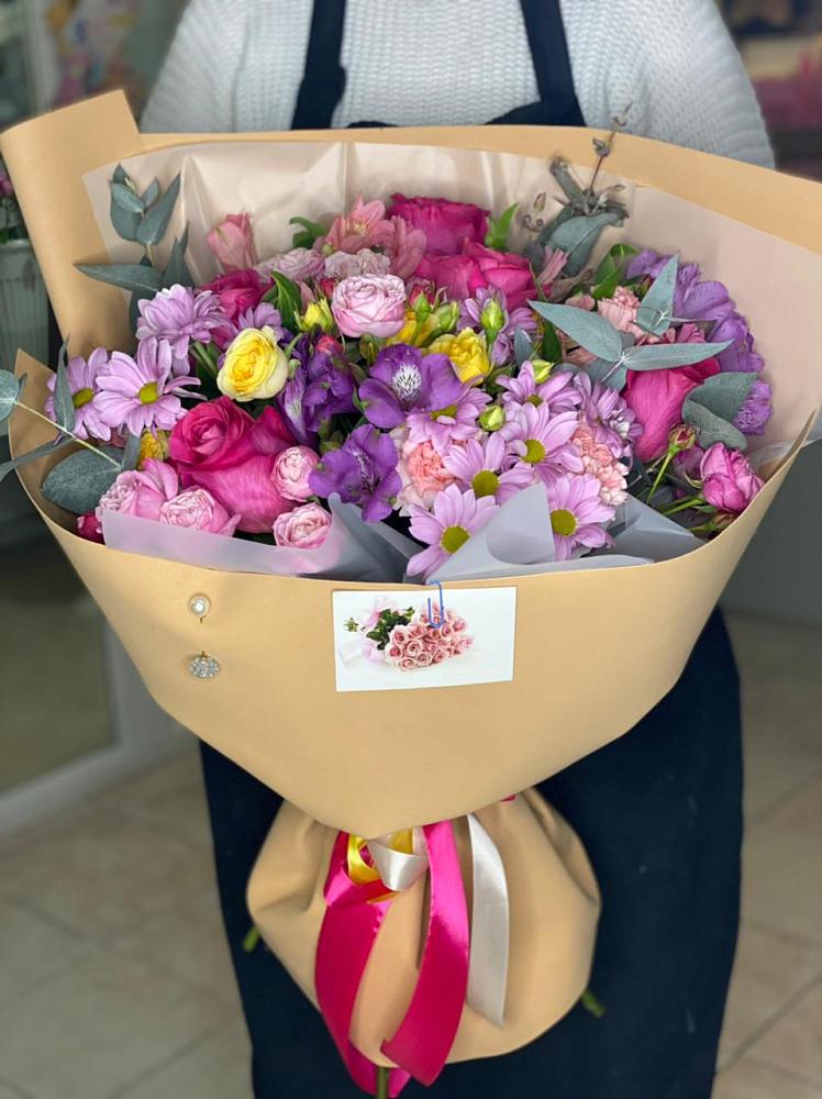 Букет цветов из: Хризантемы, Гвоздики и Альстромерии в Большом Царыне