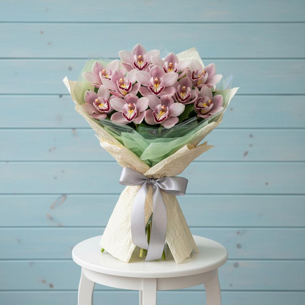 Букет цветов из: Орхидеи и Розы в Большом Царыне