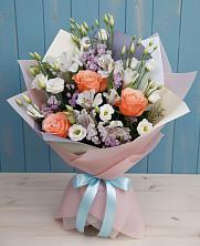 Букет цветов из:  Лизиантусы, Розы, Альстромерии и Гипсофила в Большом Царыне