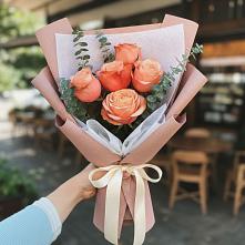 Букет цветов из:  Розы в Большом Царыне