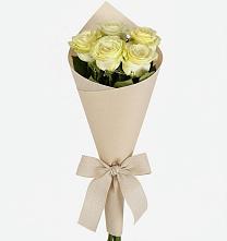 Букет цветов из:  Розы в Большом Царыне