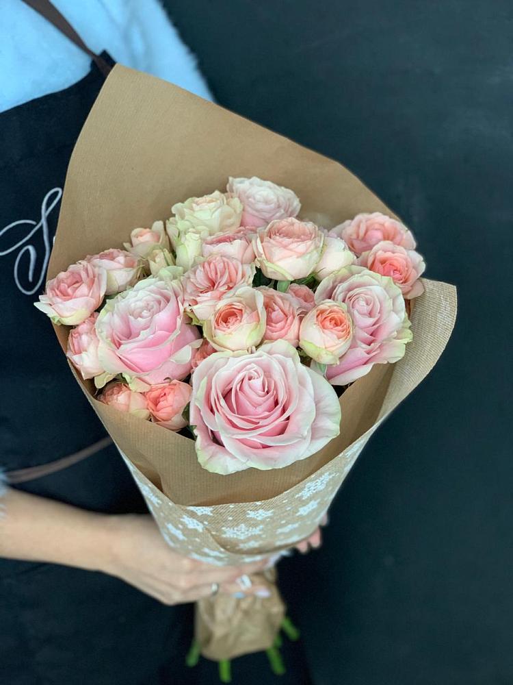 Букет цветов из: Хризантемы и Розы в Большом Царыне