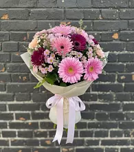 Букет цветов из:  Герберы и Хризантемы #REPLACE_PRED# Большом Царыне