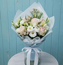Букет цветов из:  Розы и Лизиантусы в Большом Царыне
