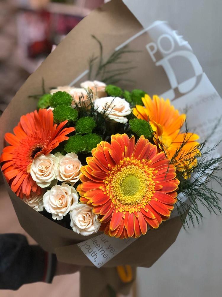 Букет цветов из: Герберы, Хризантемы и Розы в Большом Царыне