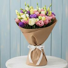 Букет цветов из:  Лизиантусы в Большом Царыне