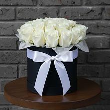 Цветочная композиция из Розы в шляпной коробке в Большом Царыне