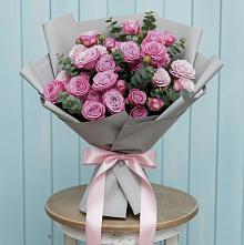 Букет цветов из:  Розы в Большом Царыне